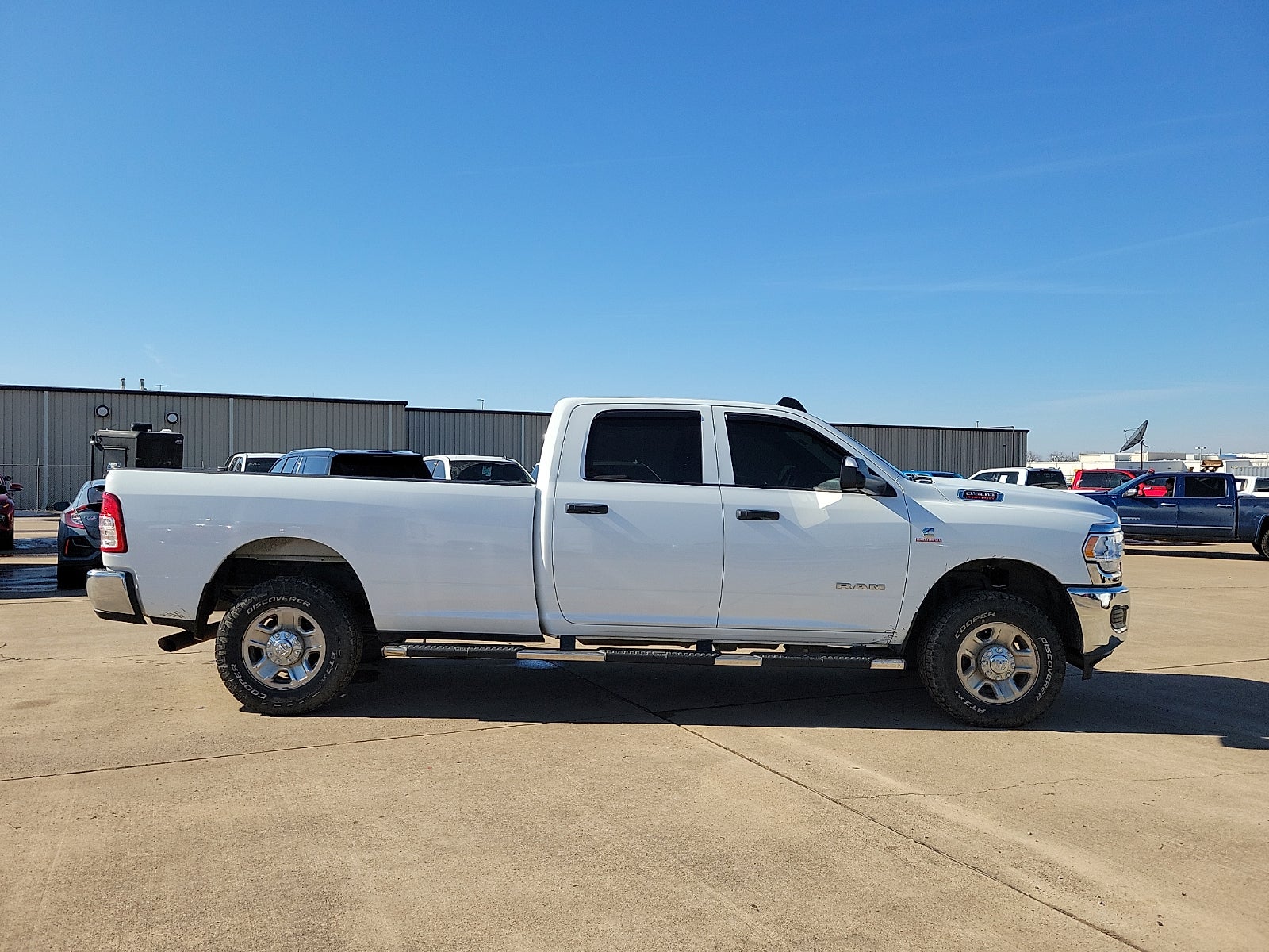 2022 RAM 3500 Tradesman Crew Cab 4x4 8' Box