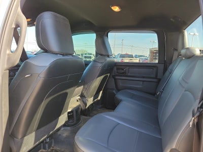 2022 RAM 3500 Tradesman Crew Cab 4x4 8' Box