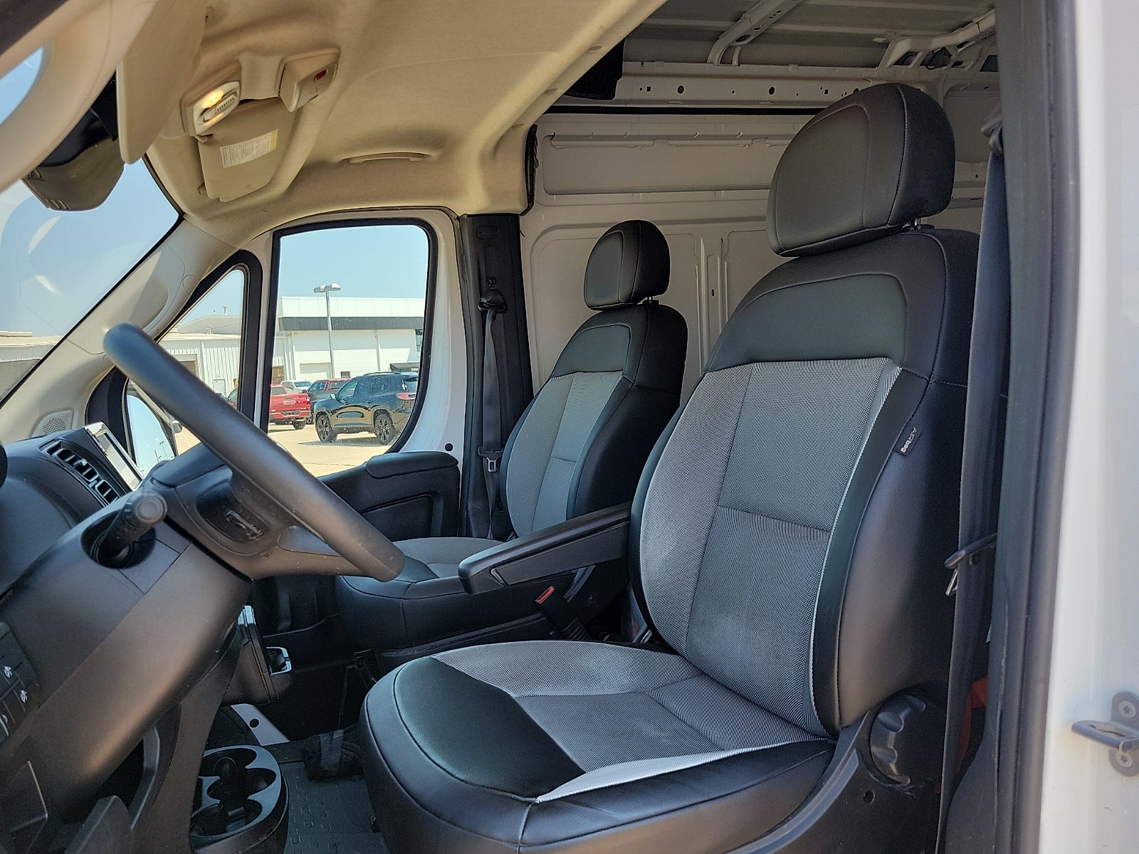 2025 RAM ProMaster Cargo Van Tradesman