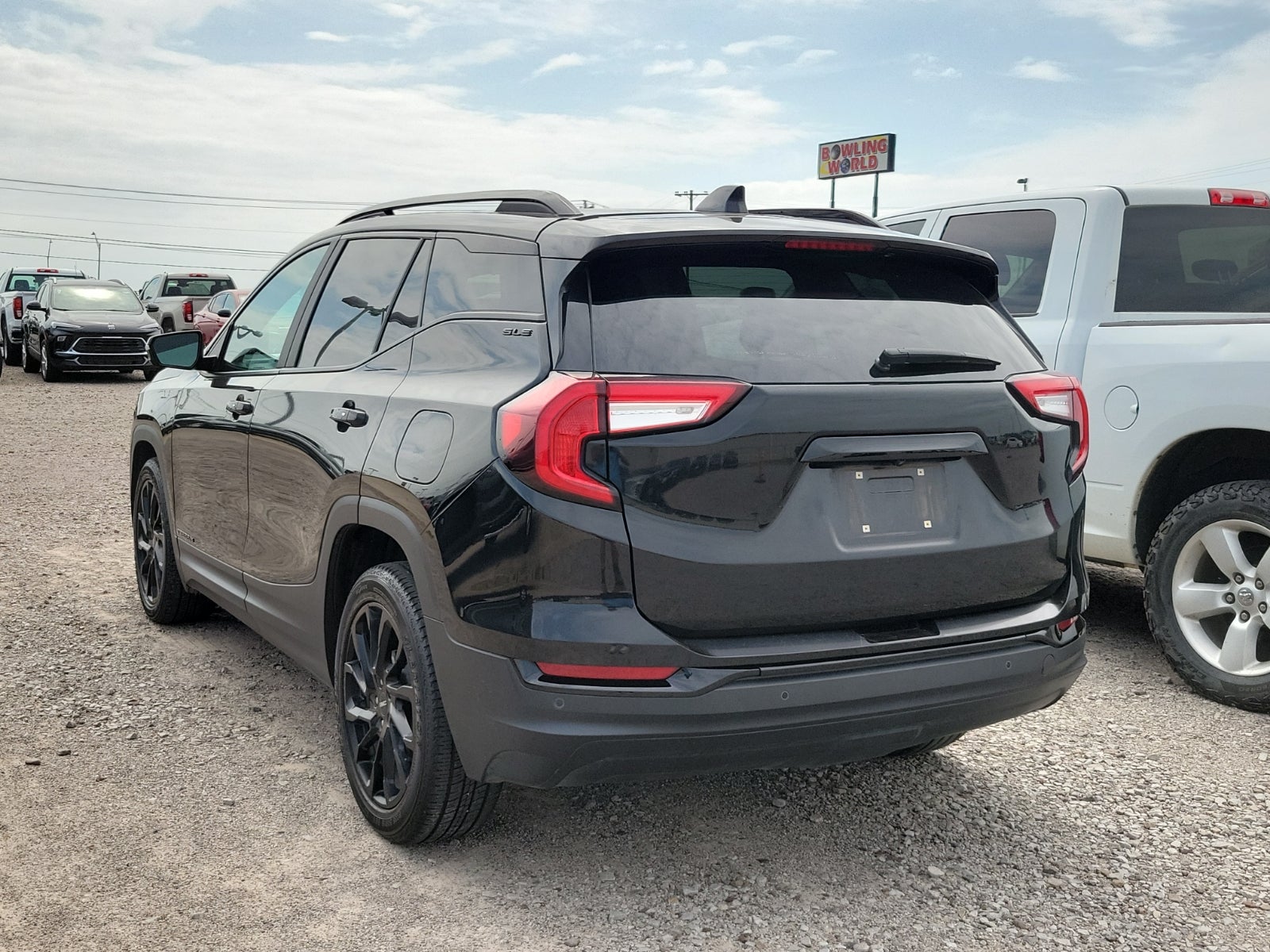 2023 GMC Terrain SLE