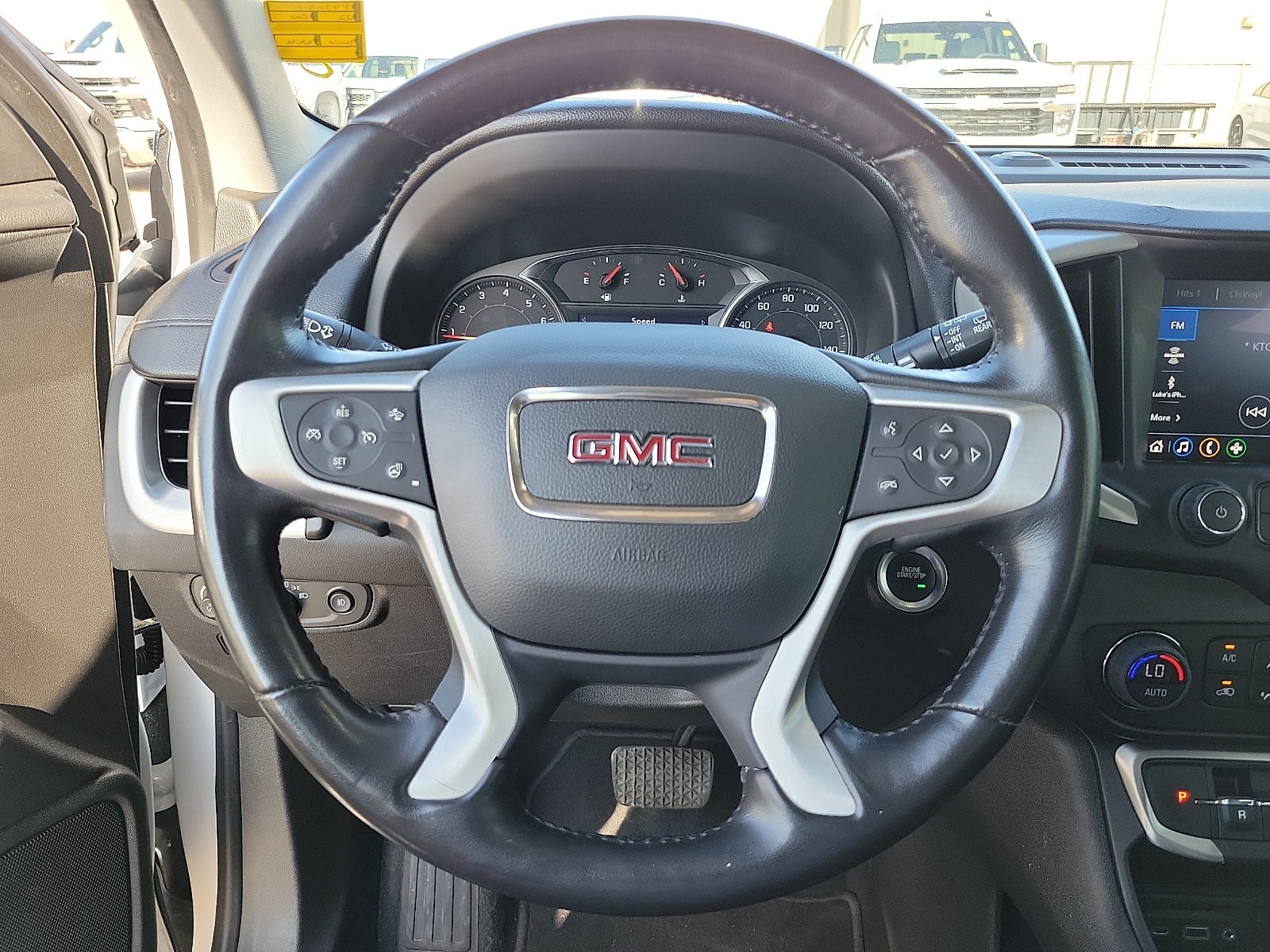 2022 GMC Terrain SLT