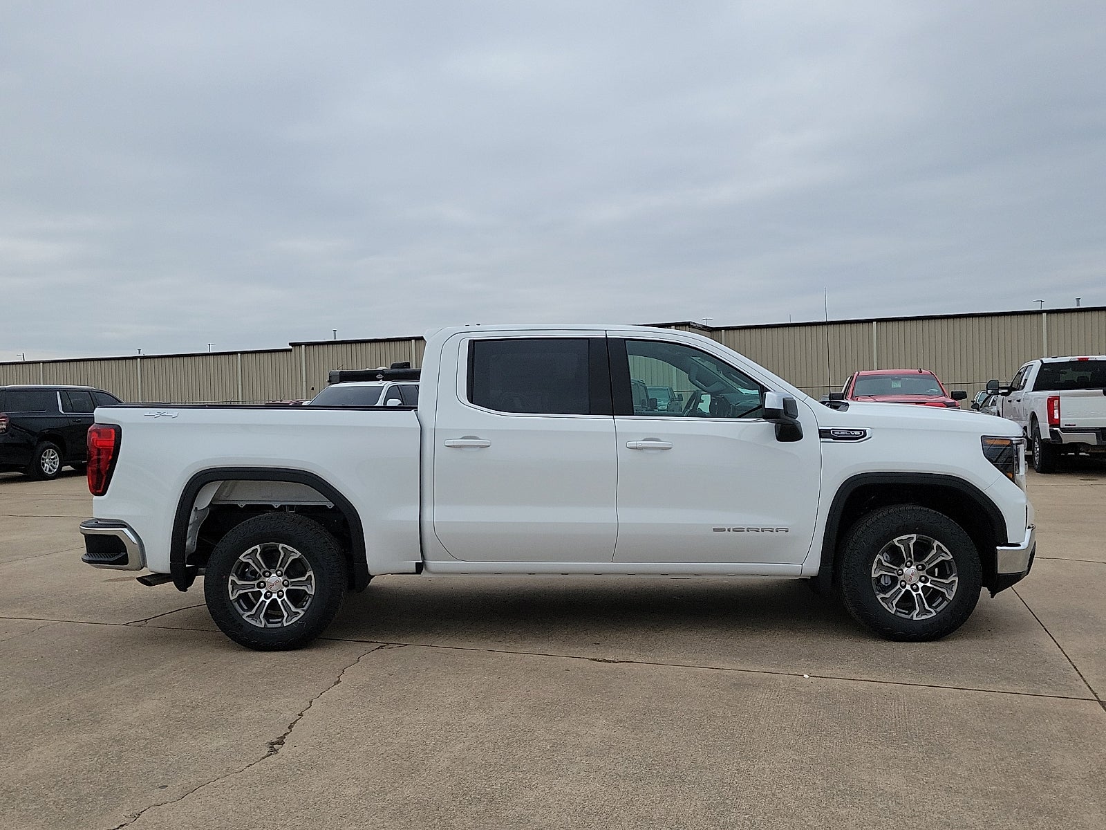 2026 GMC Sierra 1500 SLE