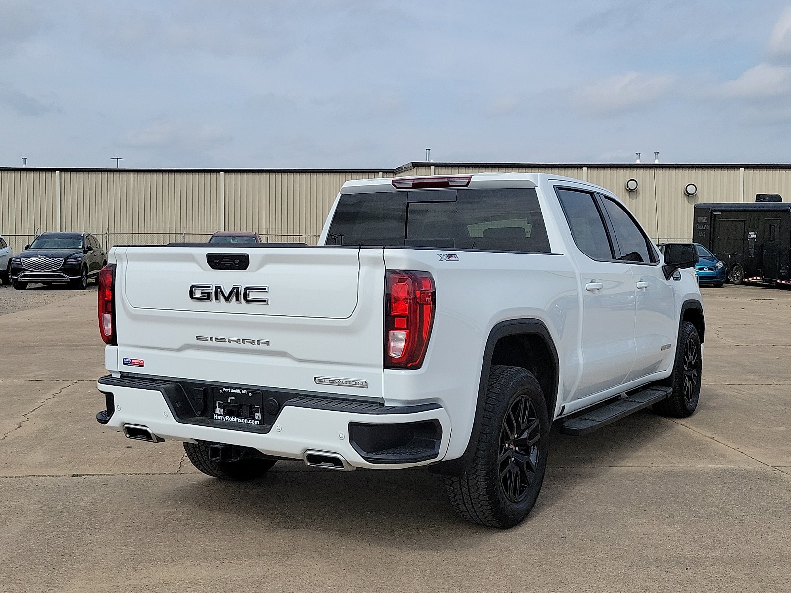 2025 GMC Sierra 1500 Elevation