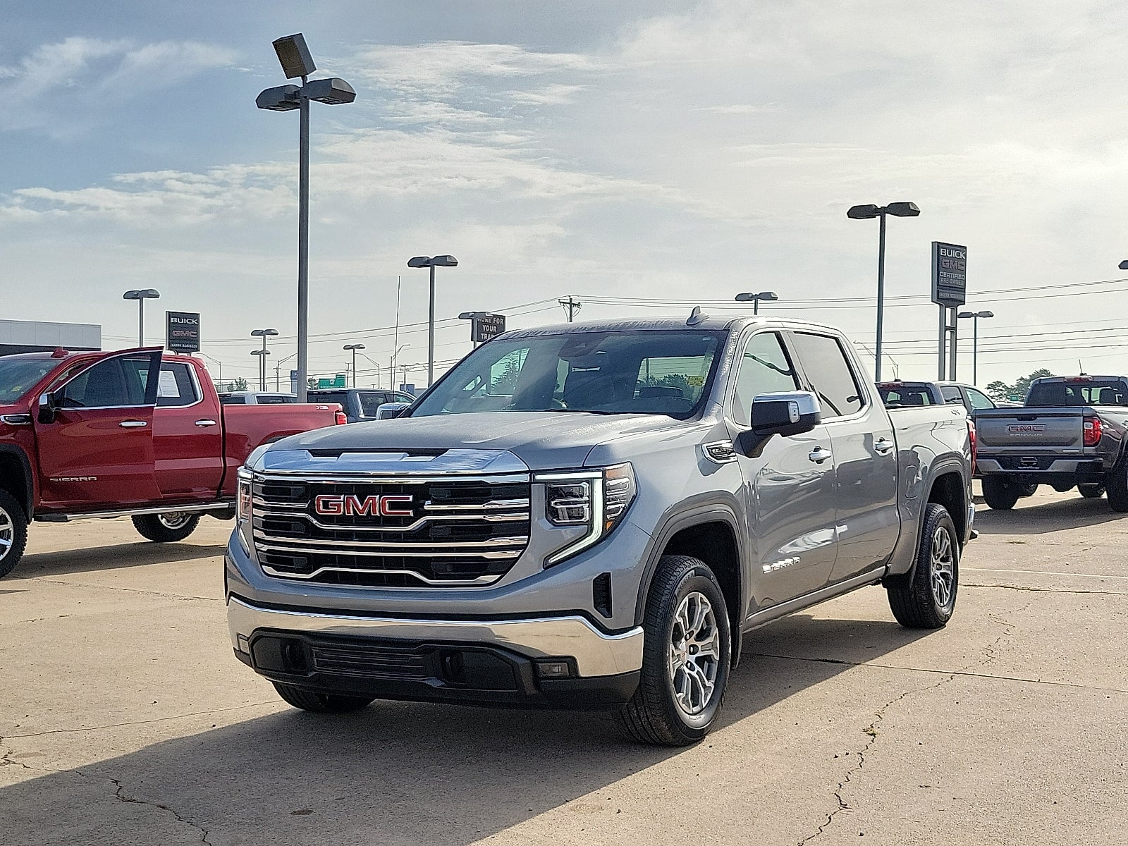 2024 GMC Sierra 1500 SLT