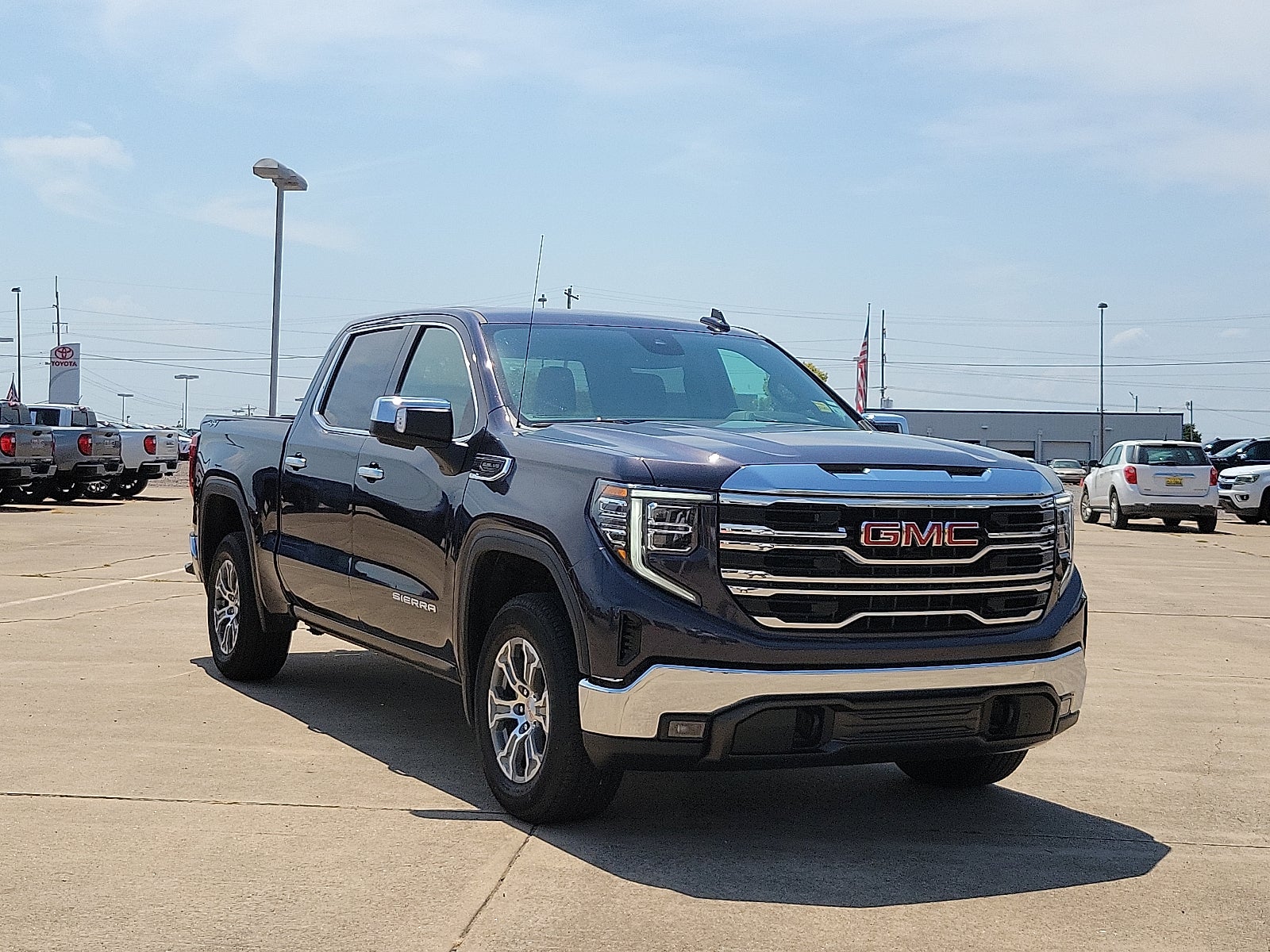 2024 GMC Sierra 1500 SLT