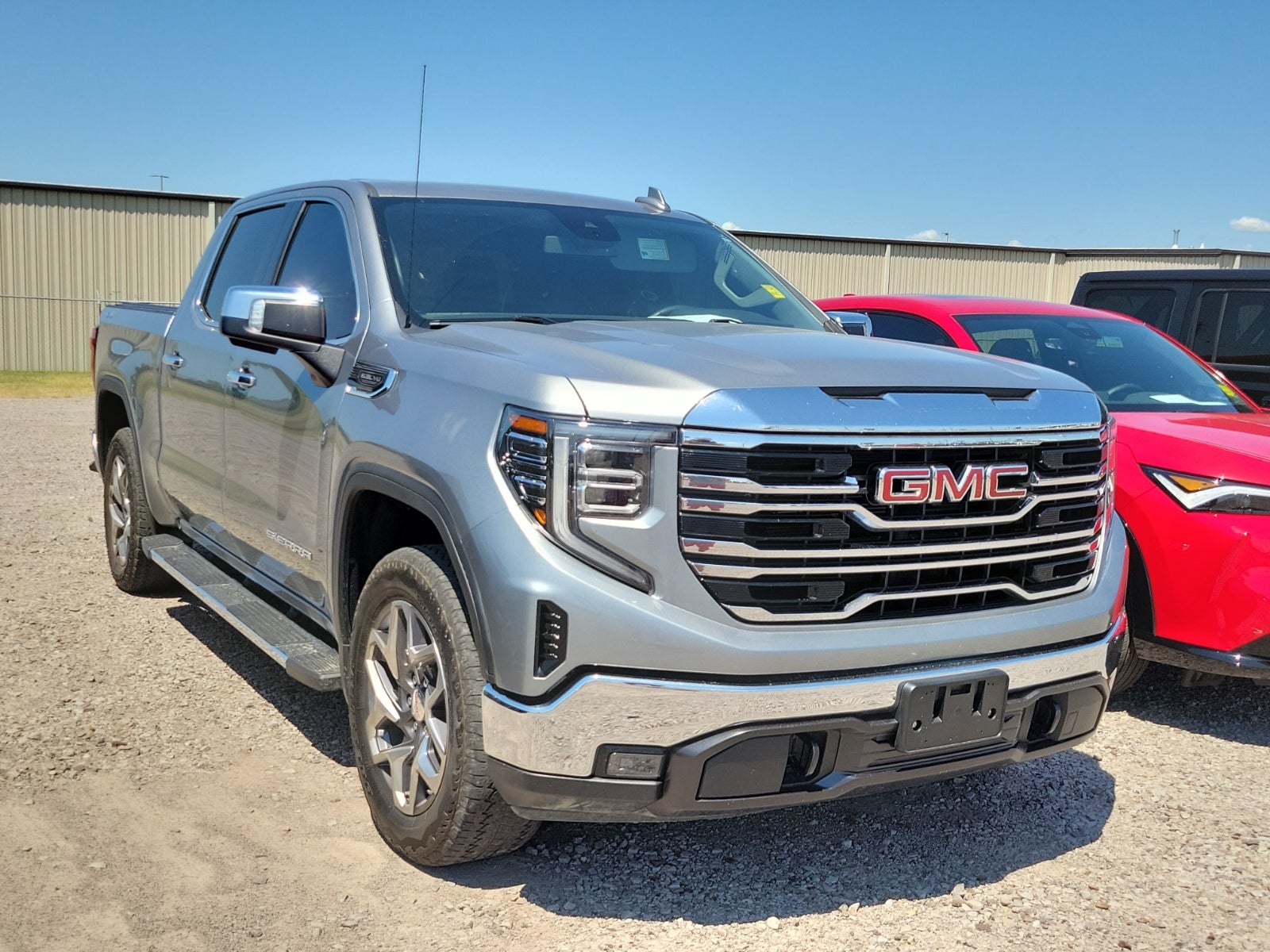 2025 GMC Sierra 1500 SLT
