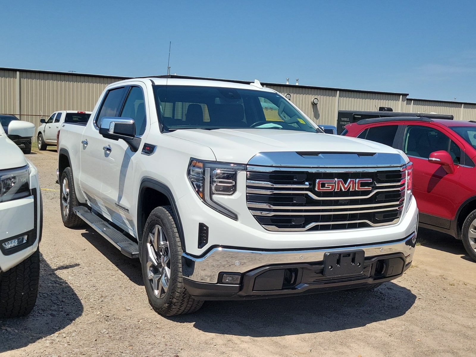 2024 GMC Sierra 1500 SLT