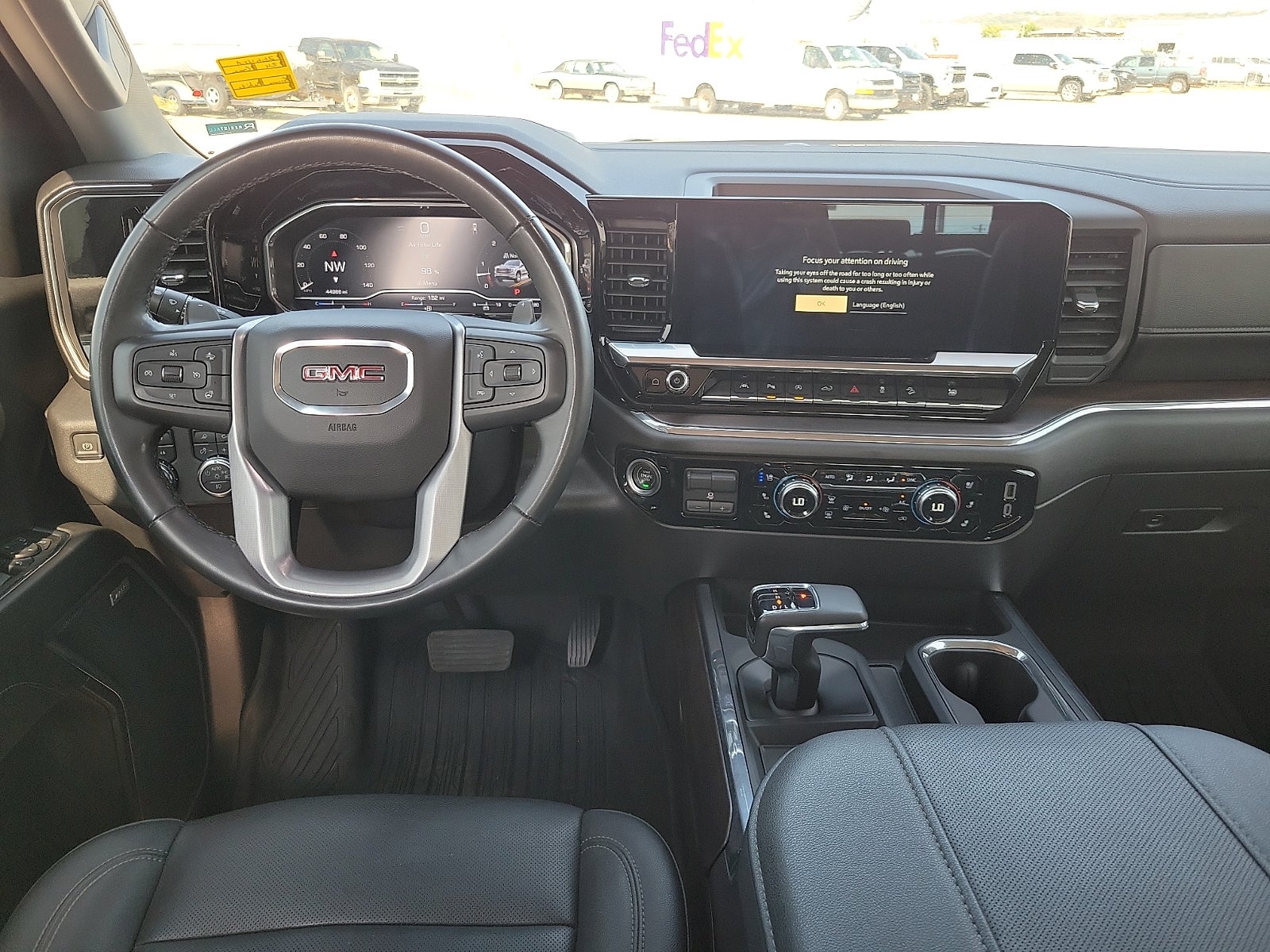 2024 GMC Sierra 1500 SLT