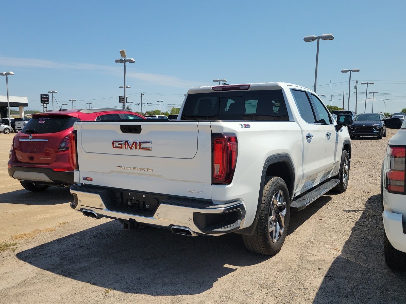 2024 GMC Sierra 1500 SLT
