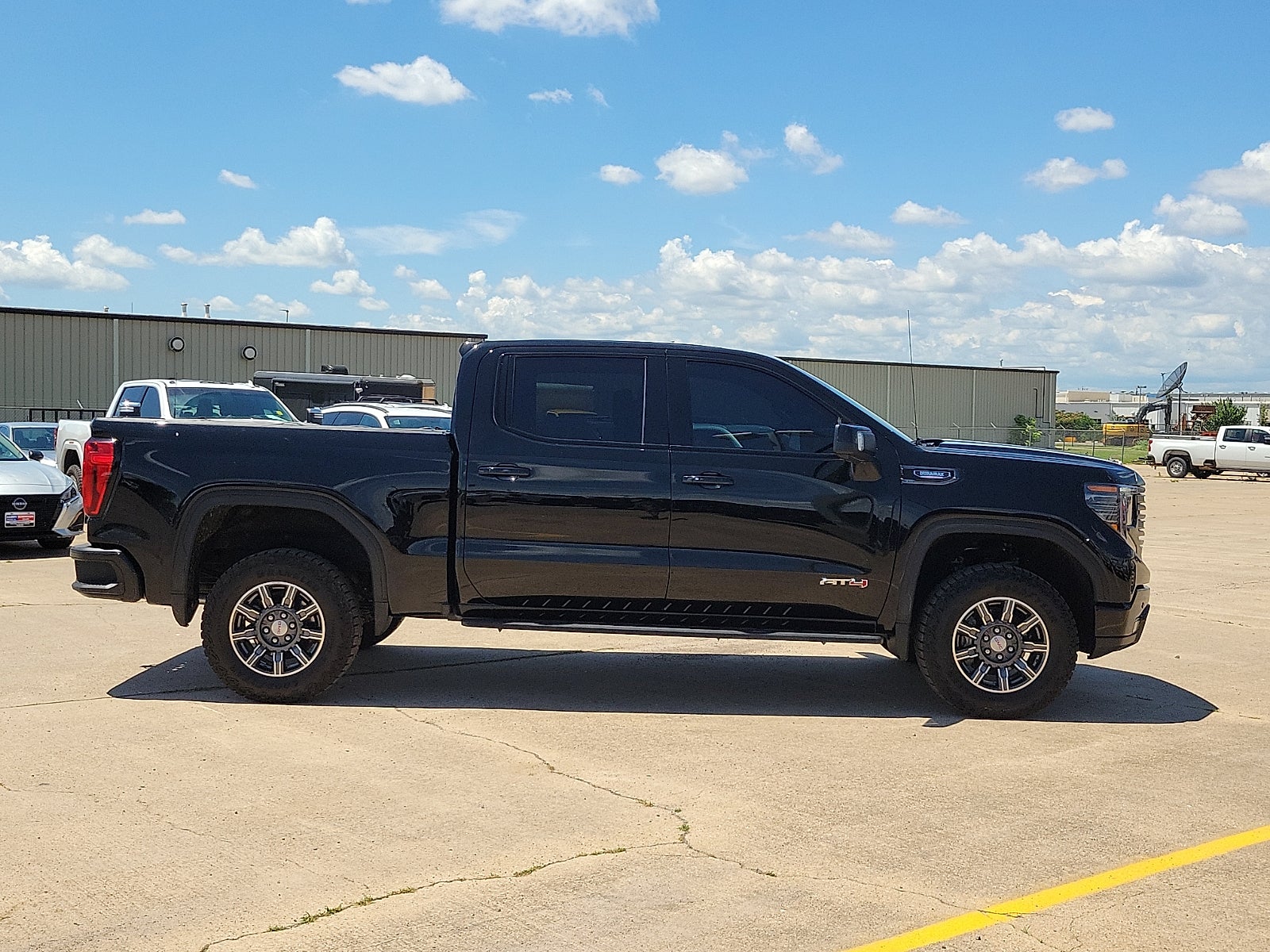 2024 GMC Sierra 1500 AT4