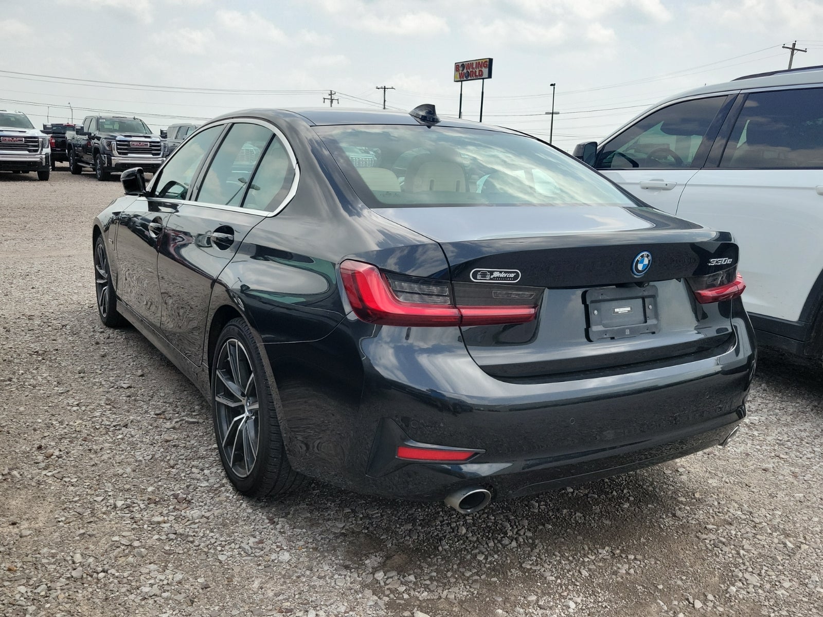 2022 BMW 330e 330e