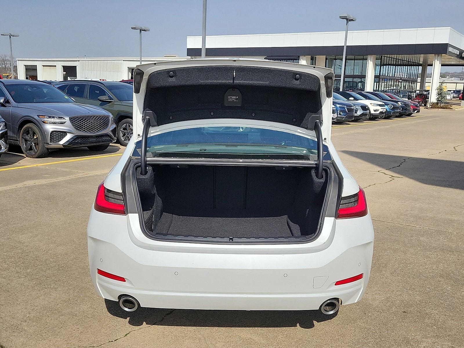 2025 BMW 3 Series 330i xDrive