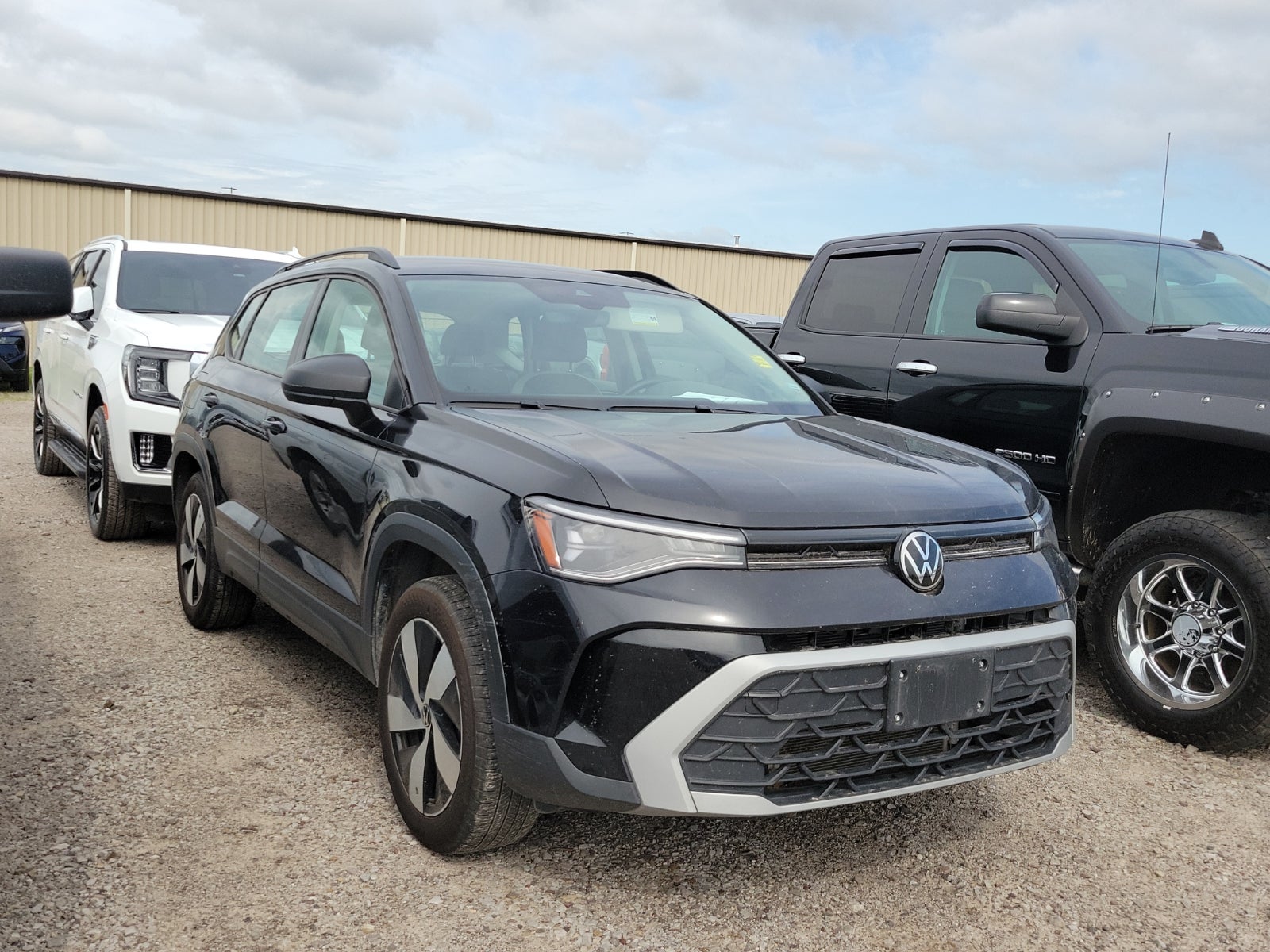 2025 Volkswagen Taos S