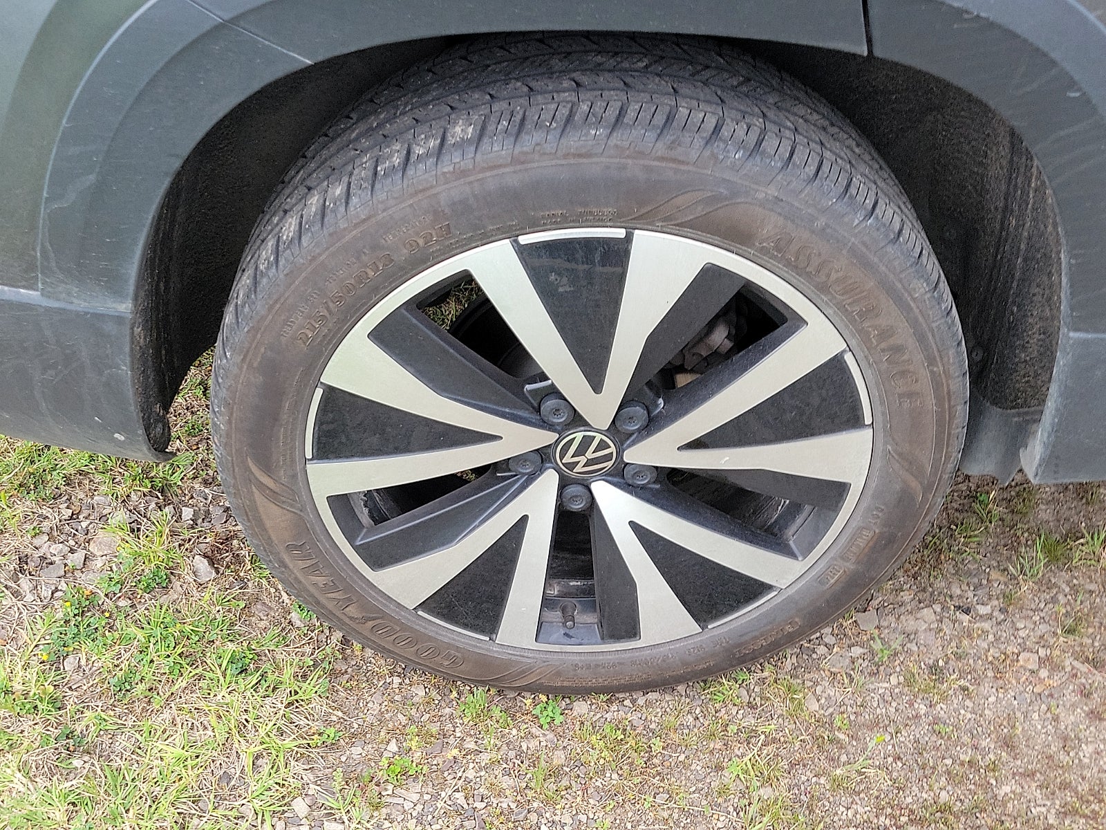 2023 Volkswagen Taos SE