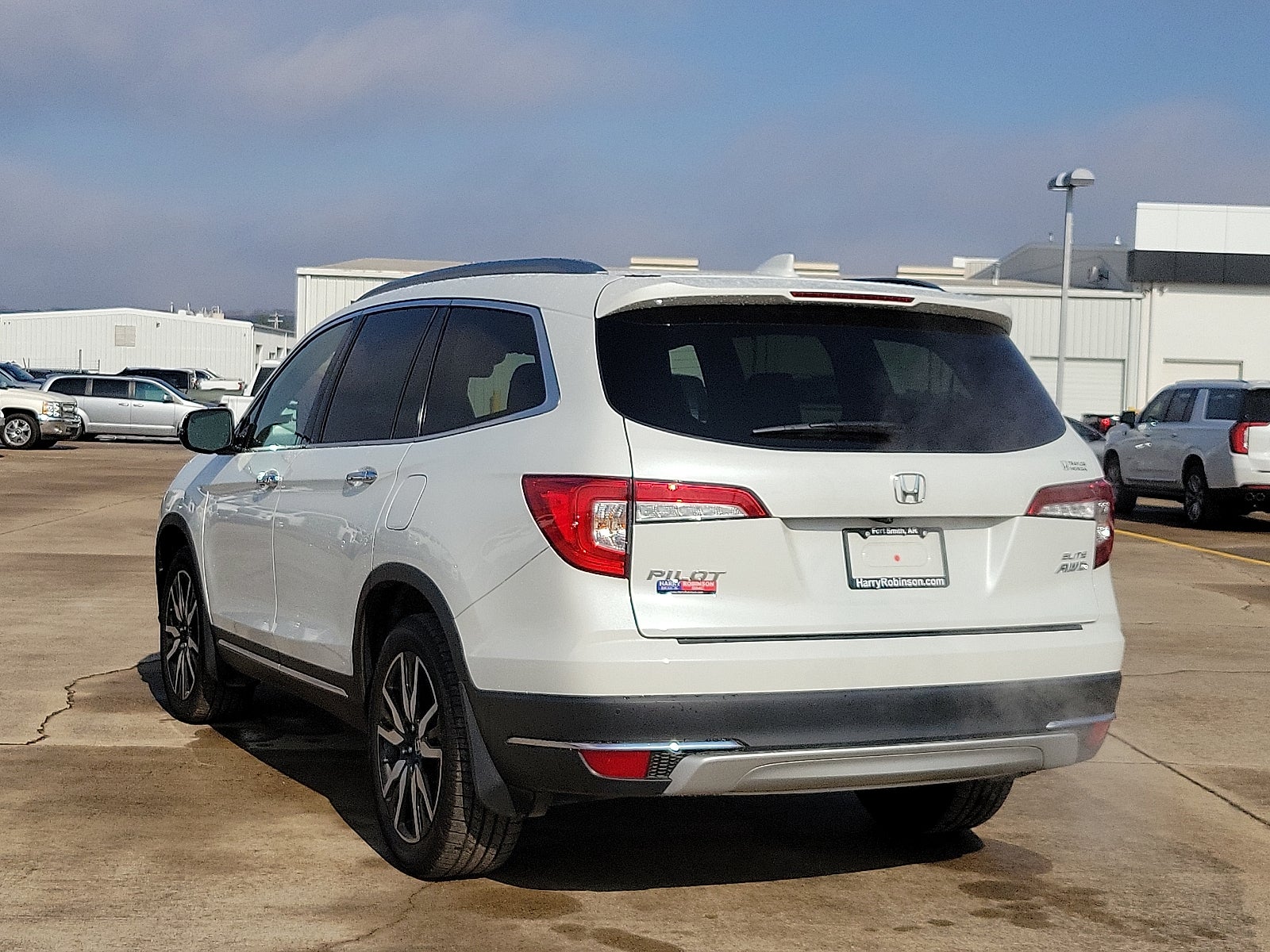 2022 Honda Pilot AWD Elite