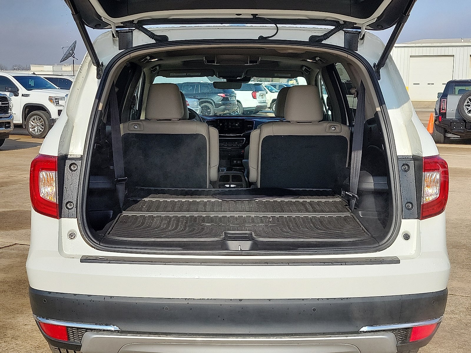 2022 Honda Pilot AWD Elite