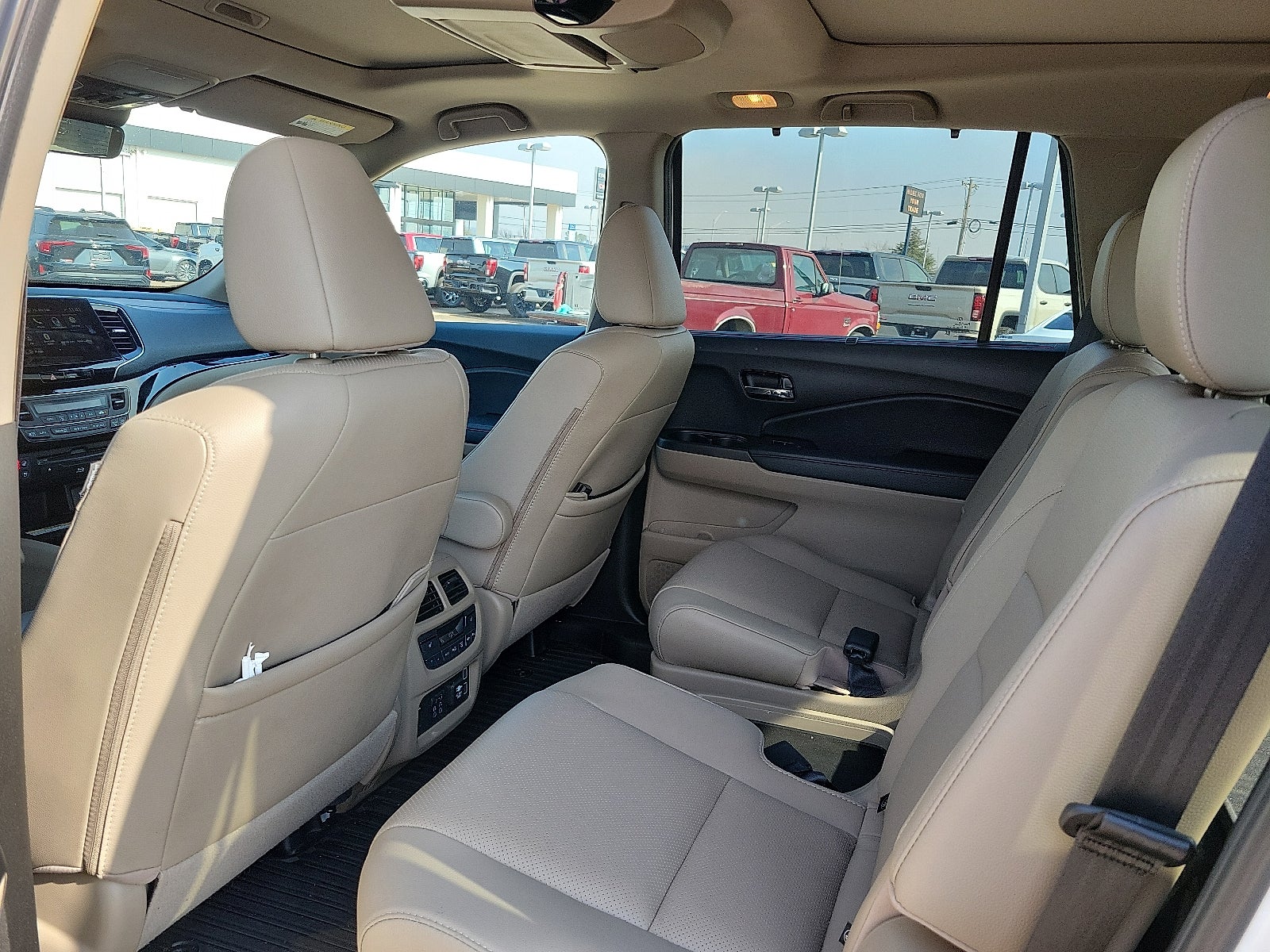 2022 Honda Pilot AWD Elite