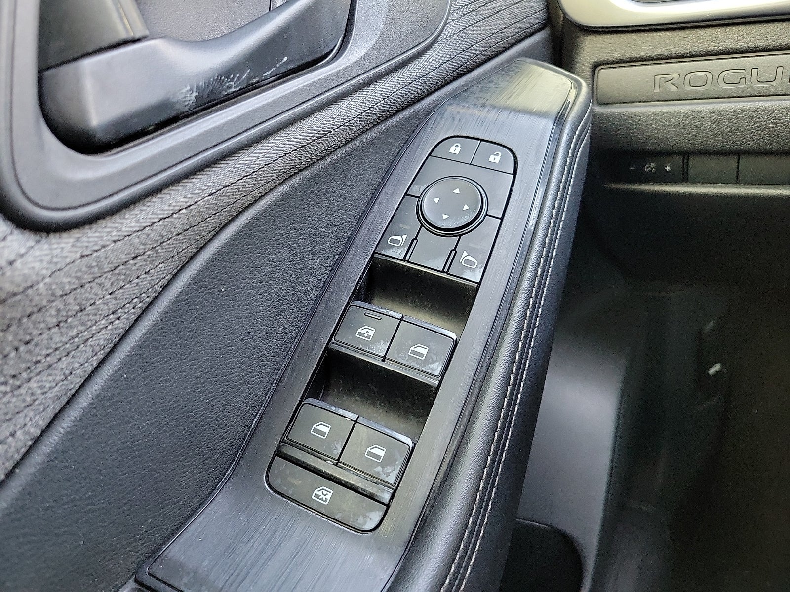 2021 Nissan Rogue S FWD