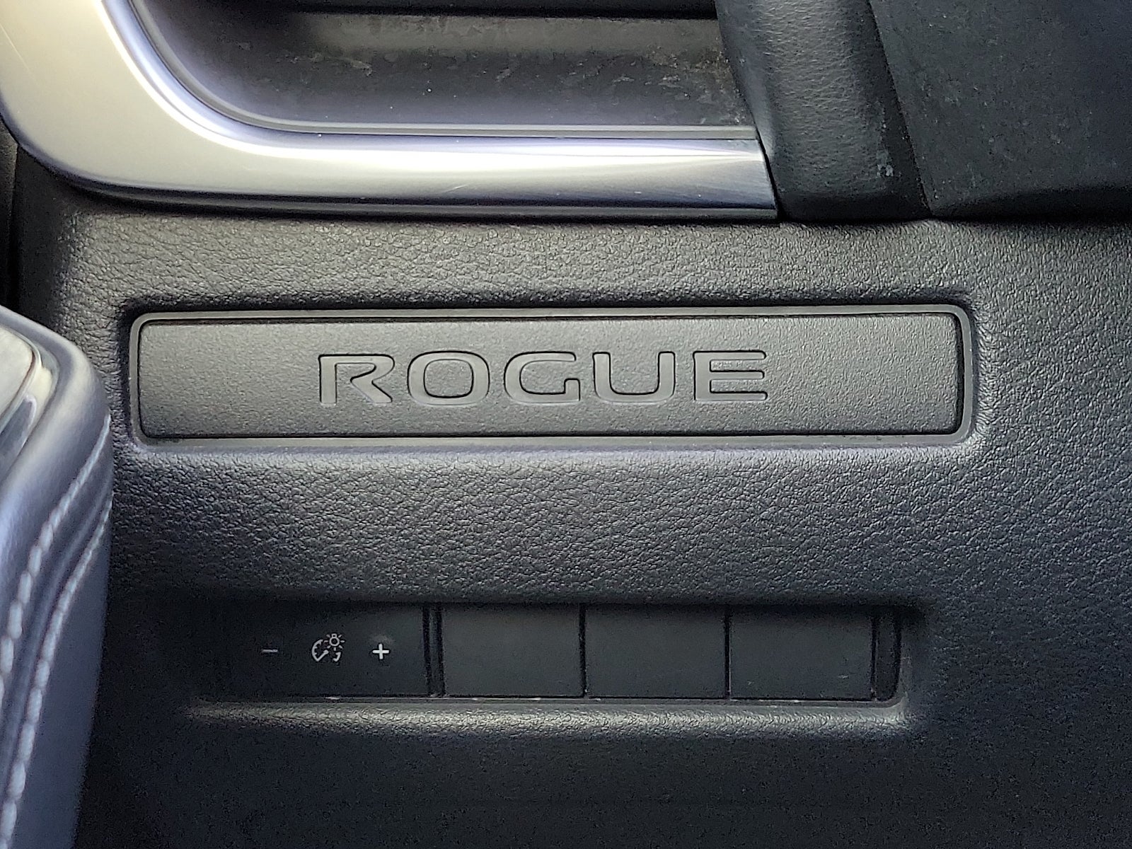 2021 Nissan Rogue S FWD