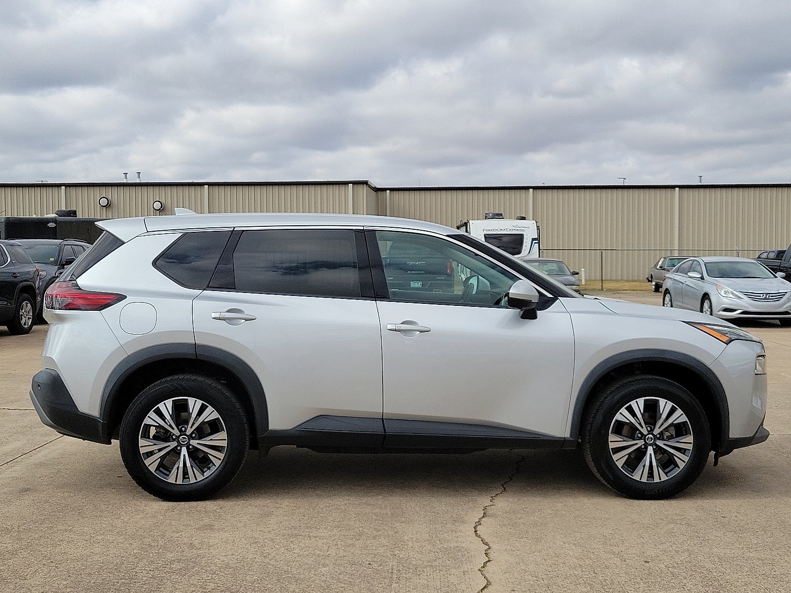 2021 Nissan Rogue SV Intelligent AWD