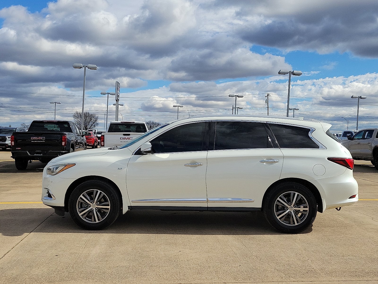 2020 INFINITI QX60 LUXE