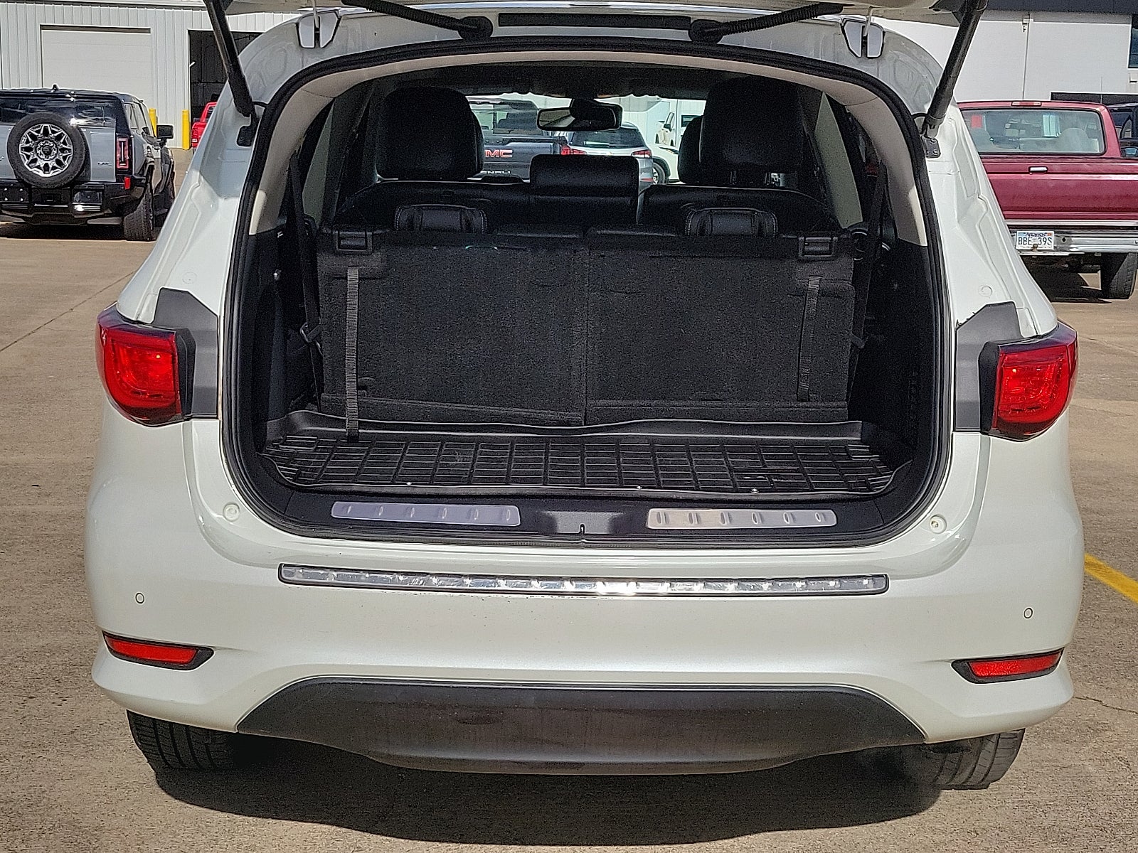 2020 INFINITI QX60 LUXE