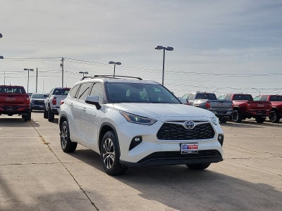 2021 Toyota Highlander Hybrid XLE