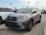 2017 Toyota Highlander SE