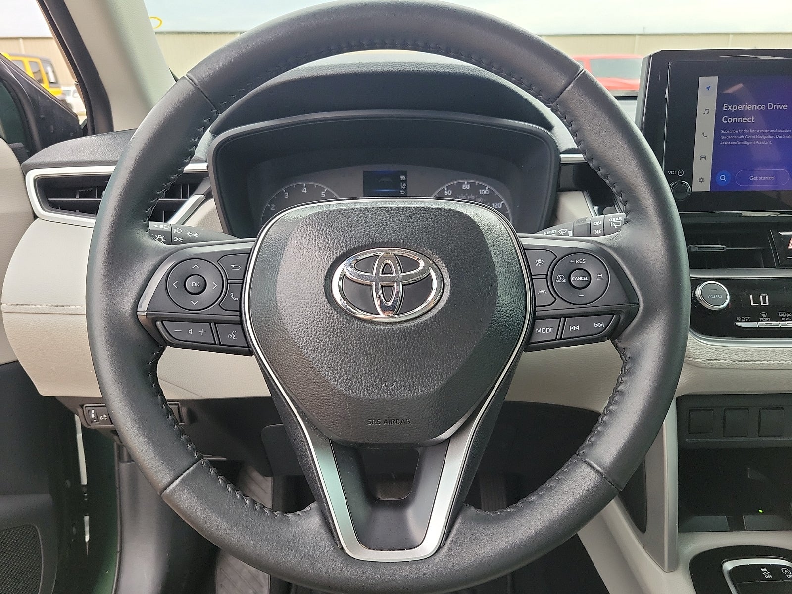 2025 Toyota Corolla Cross LE