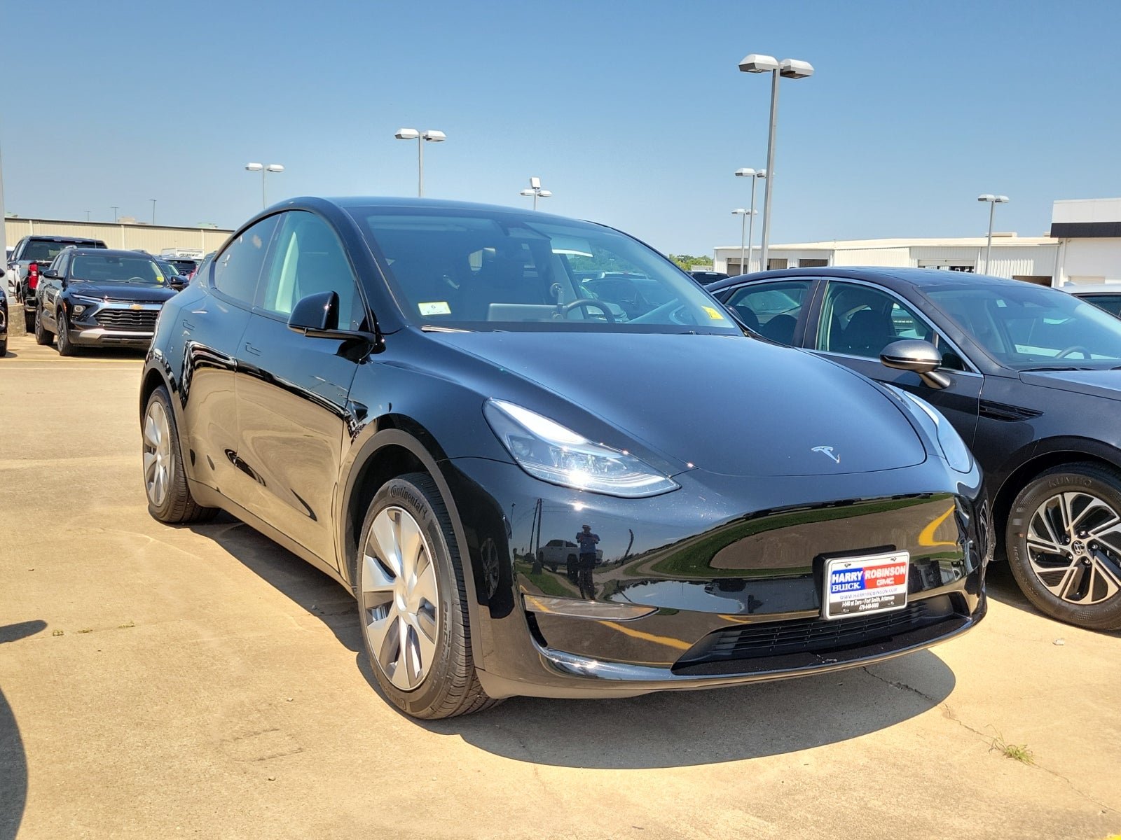 2024 Tesla Model Y LONG RANGE