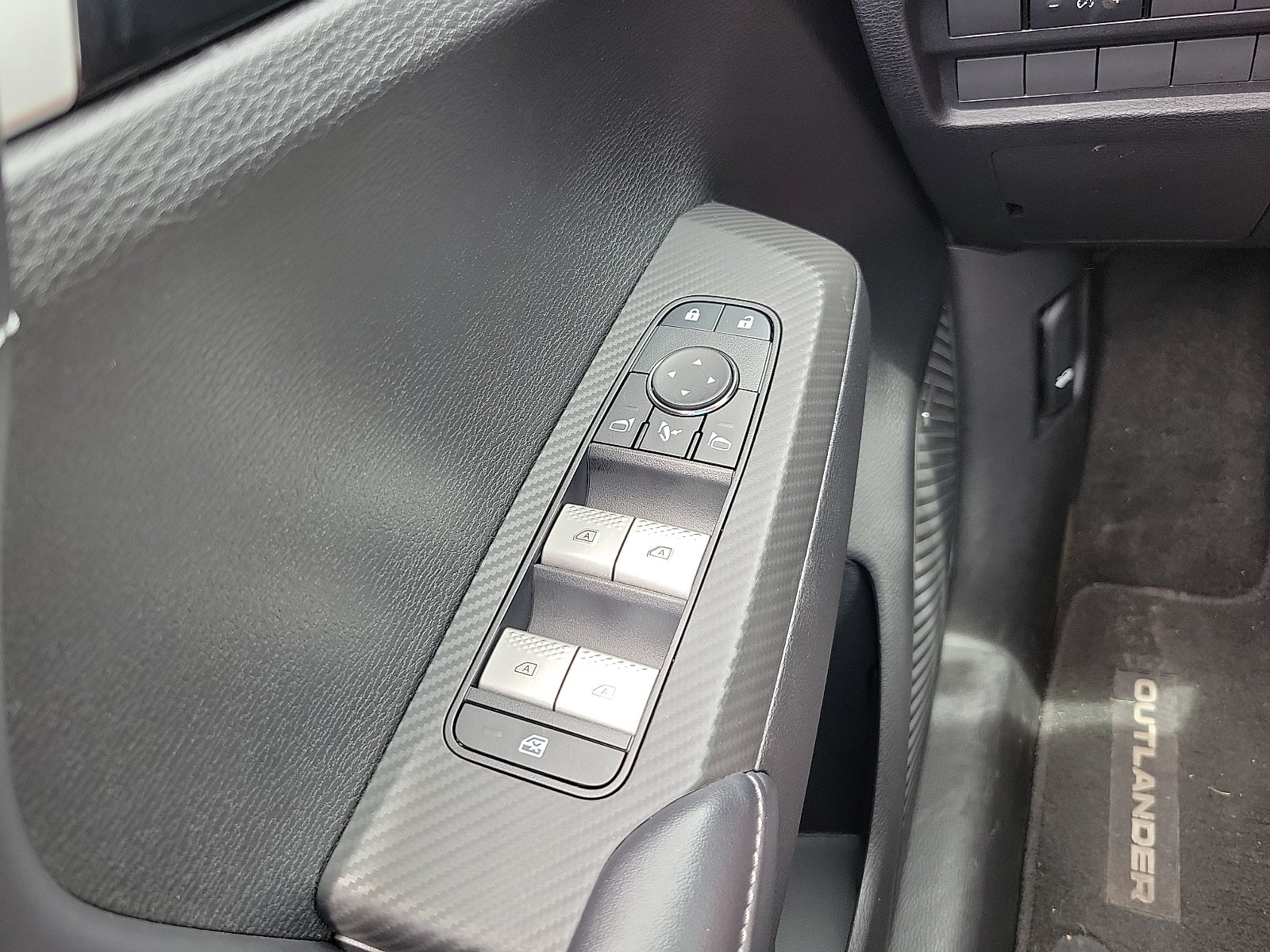 2025 Mitsubishi Outlander SE 2.5 S-AWC