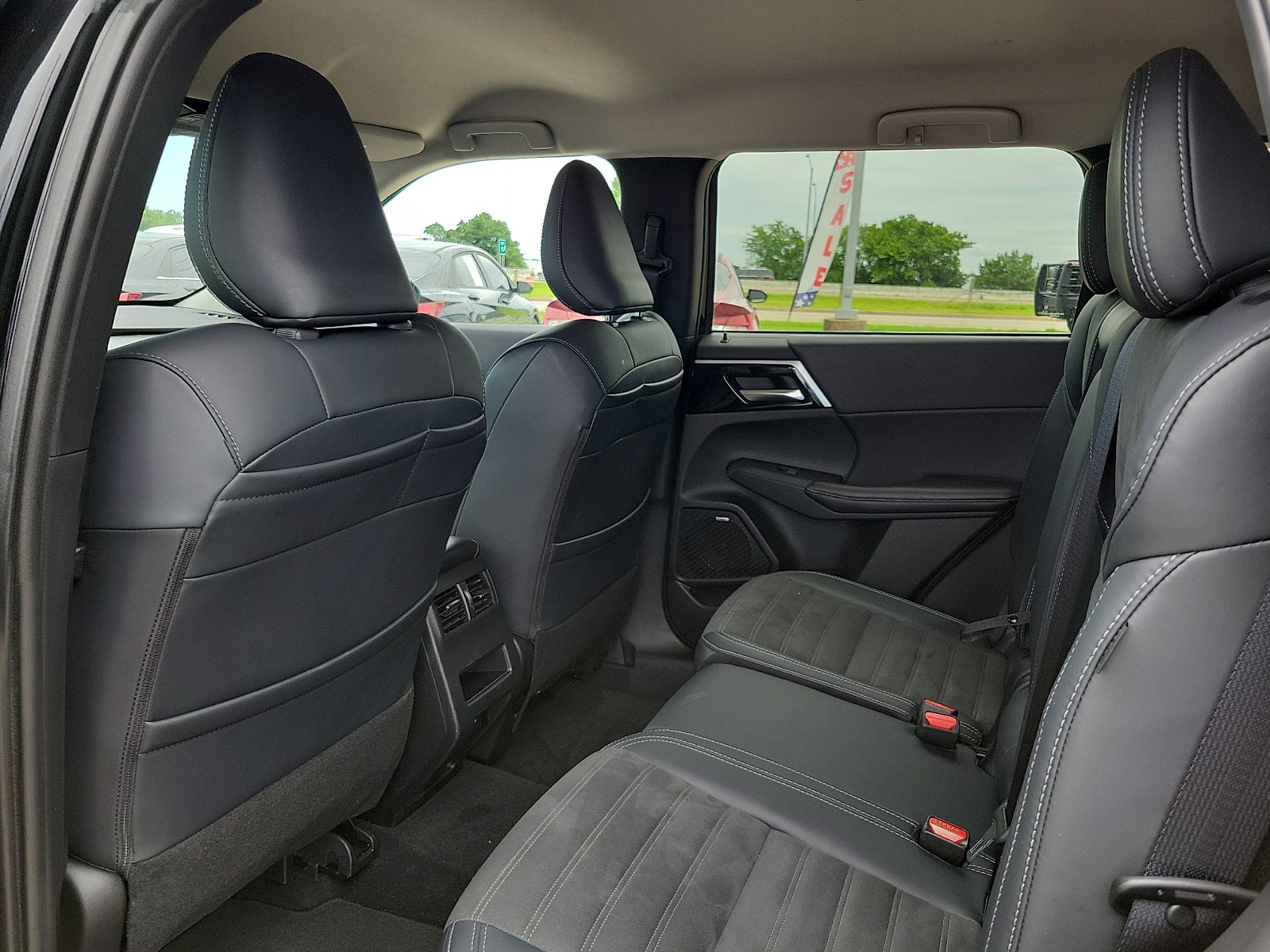 2025 Mitsubishi Outlander SE 2.5 S-AWC