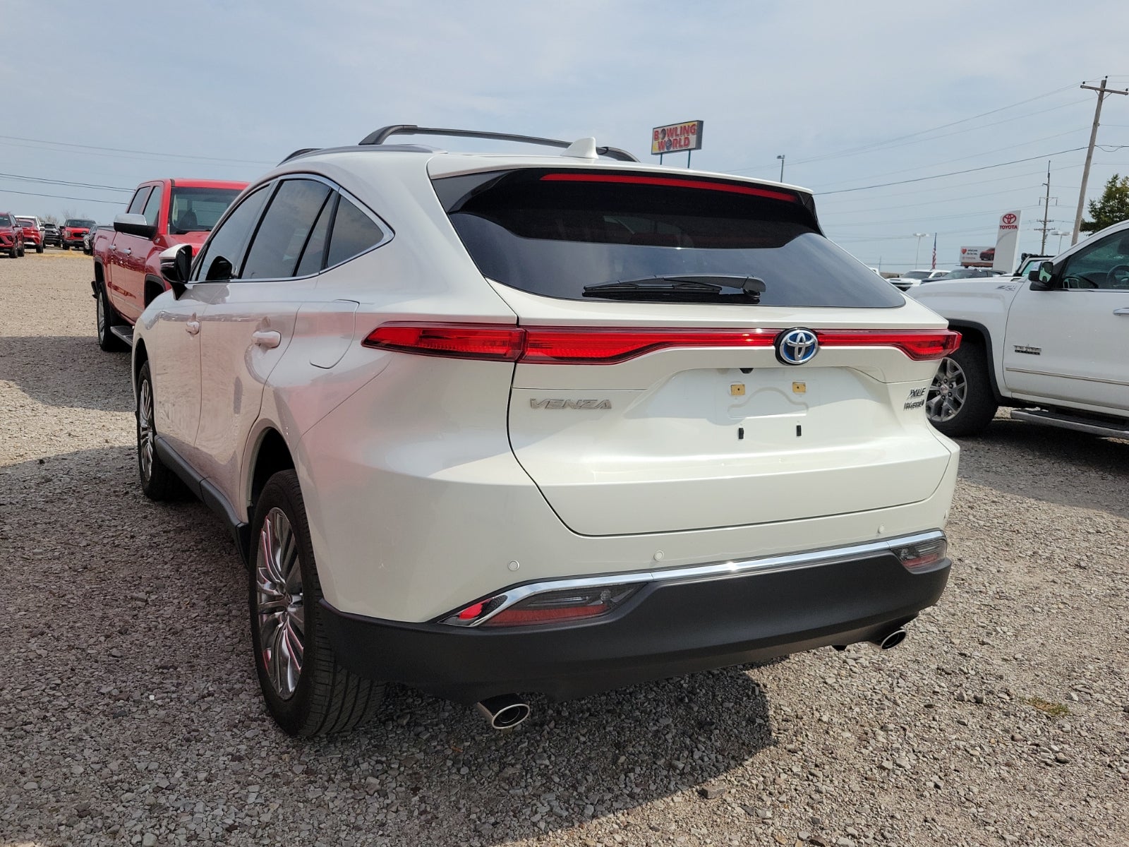 2022 Toyota Venza XLE