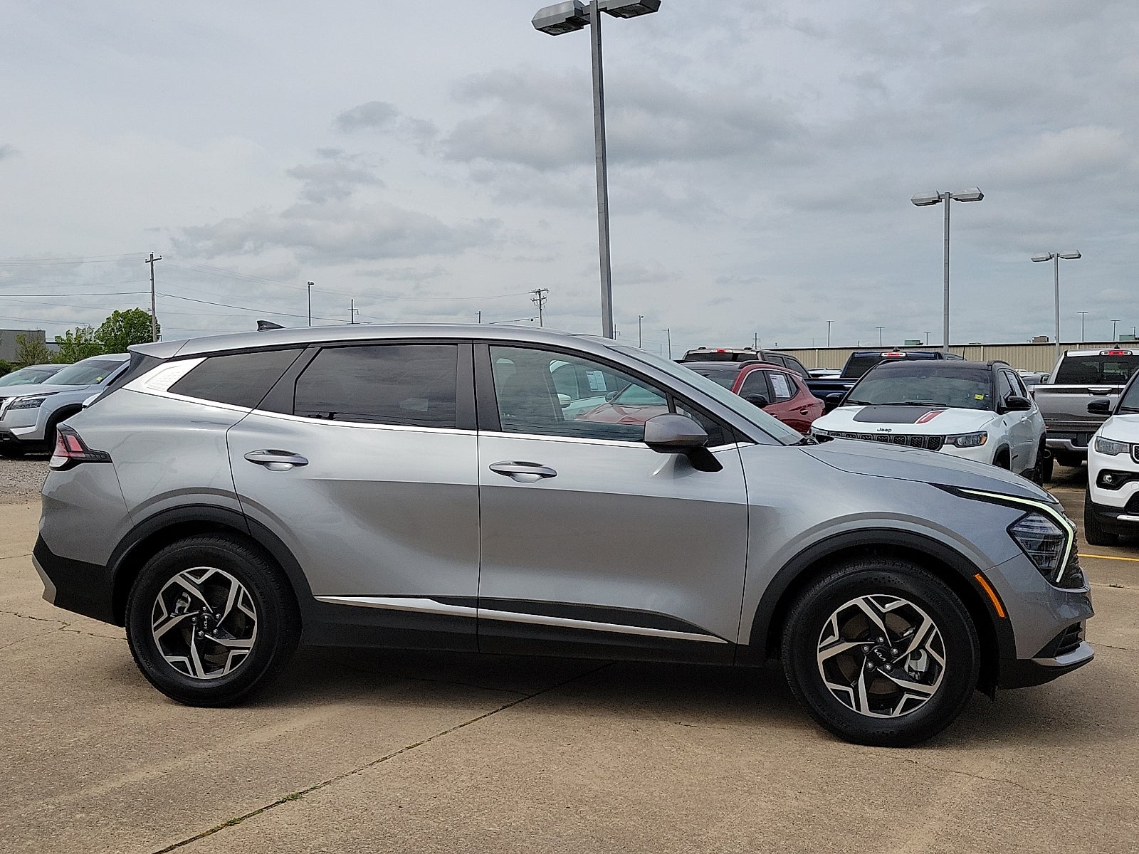 2024 Kia Sportage LX